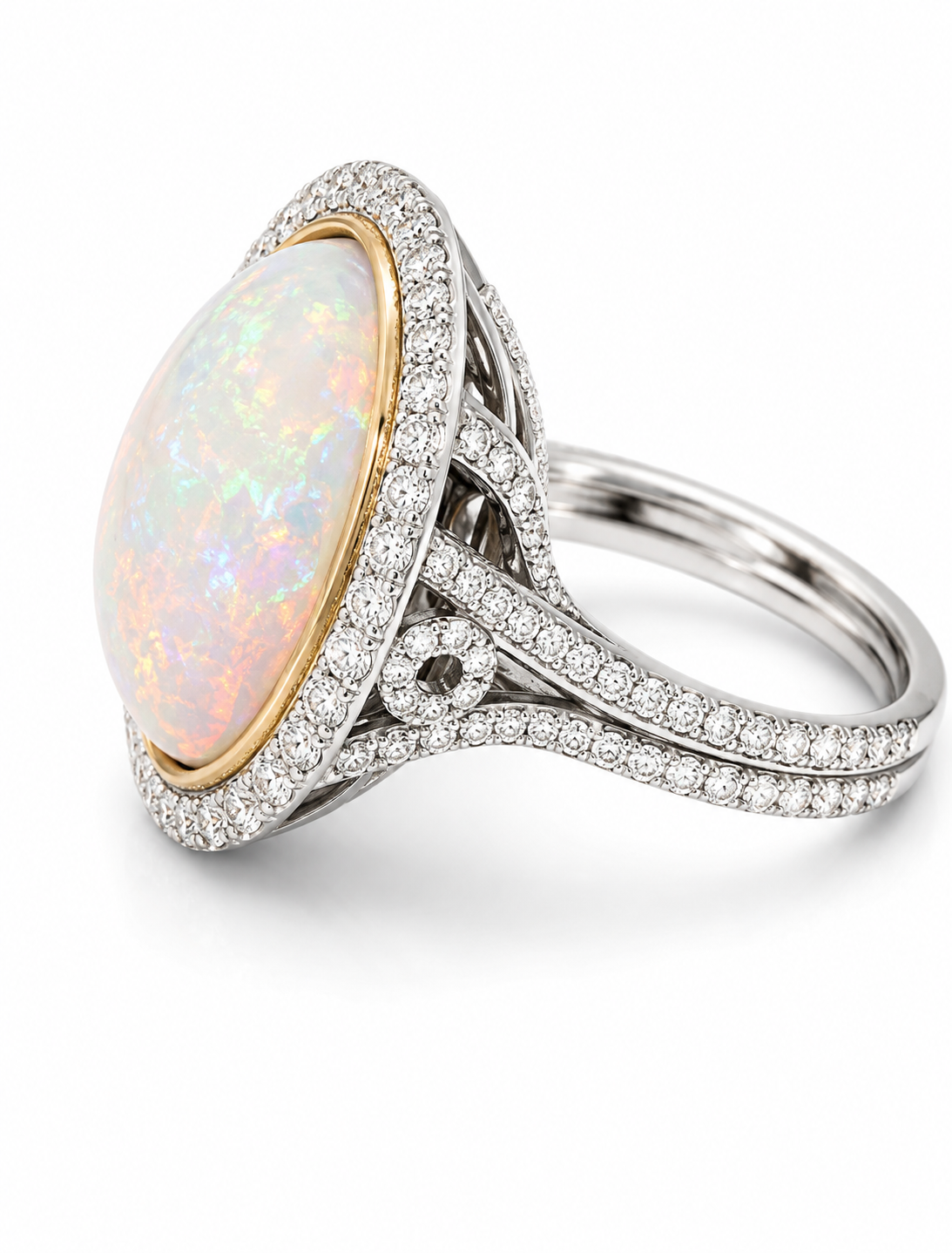 Opal 7.53 ct and Diamond Halo Ring in 18kt Yellow Gold and Platinum
