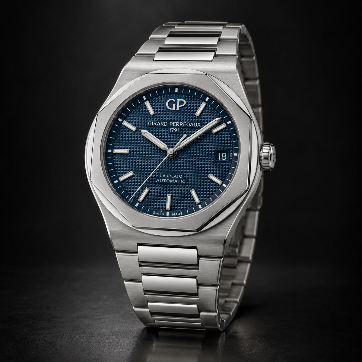 Girard-Perregaux Laureato Automatic, Blue Dial
