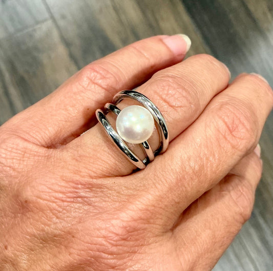 Sterling Silver Pearl Ring Size 6.75