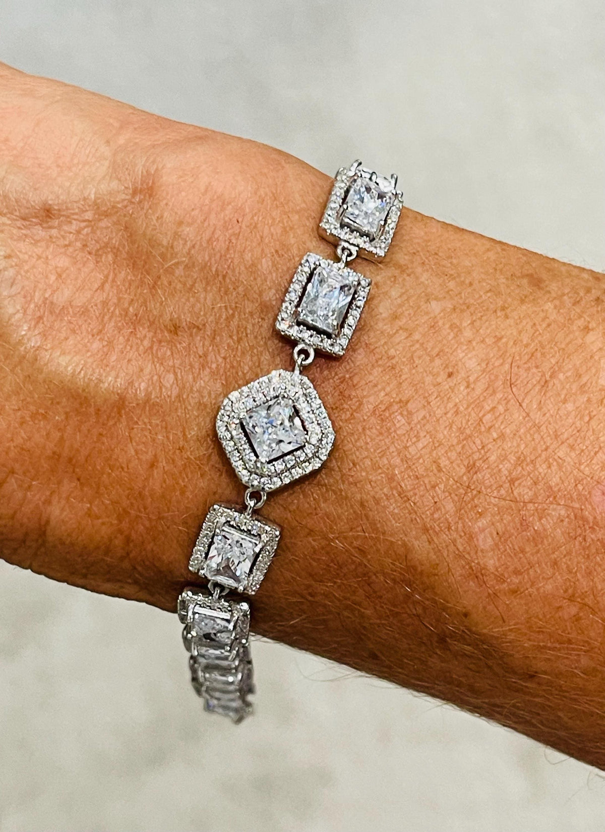 Sterling Silver Cubic Zirconia Link and Halo Style Bracelet