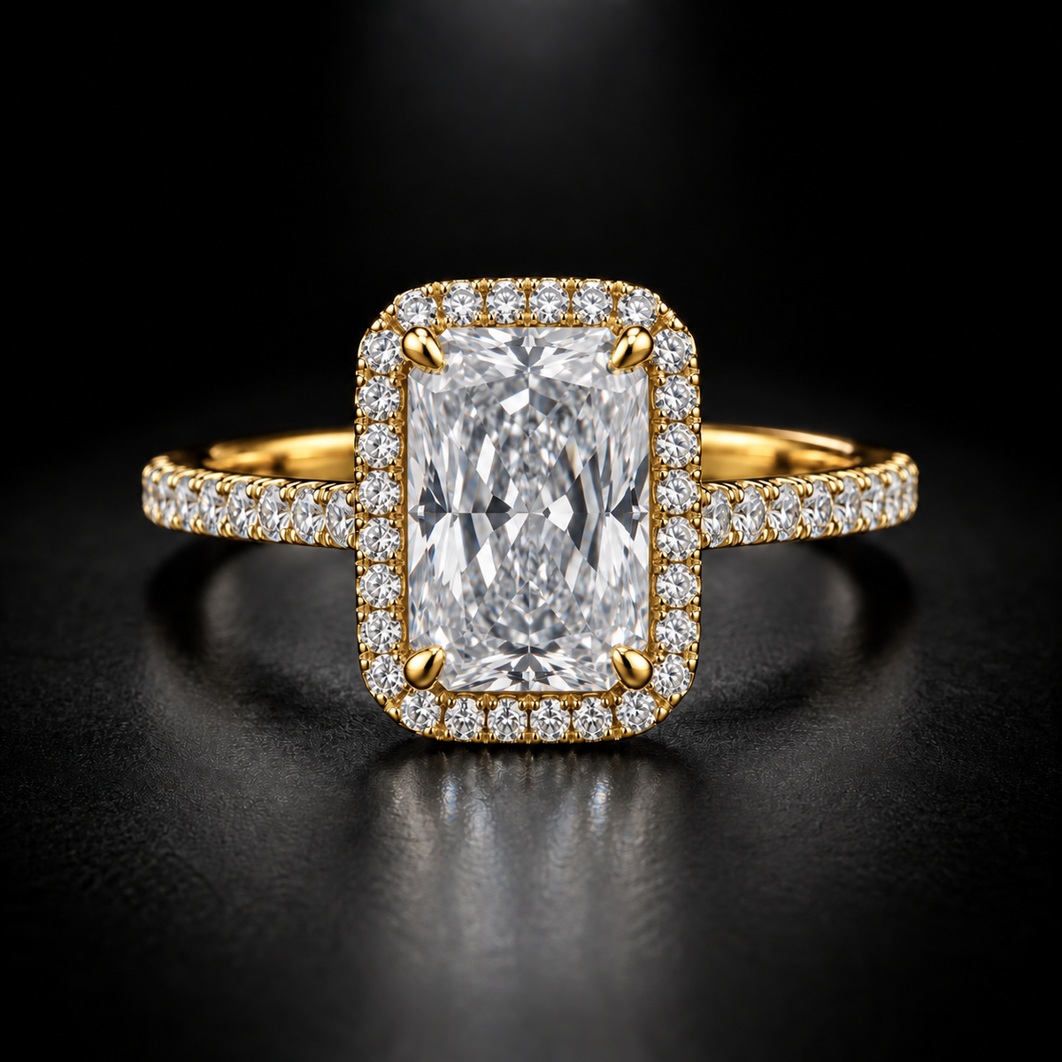 Radiant Diamond Halo Pavé Engagement Ring in 18kt Yellow Gold