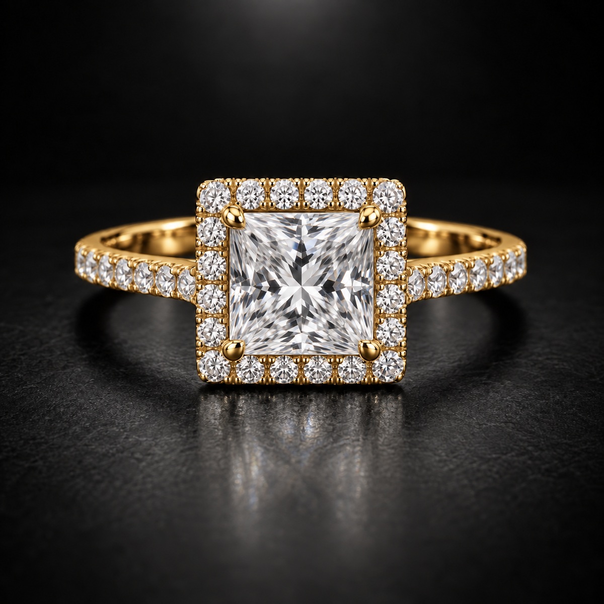 Princess-Cut Diamond Halo Pavé Engagement Ring in 18kt Yellow Gold