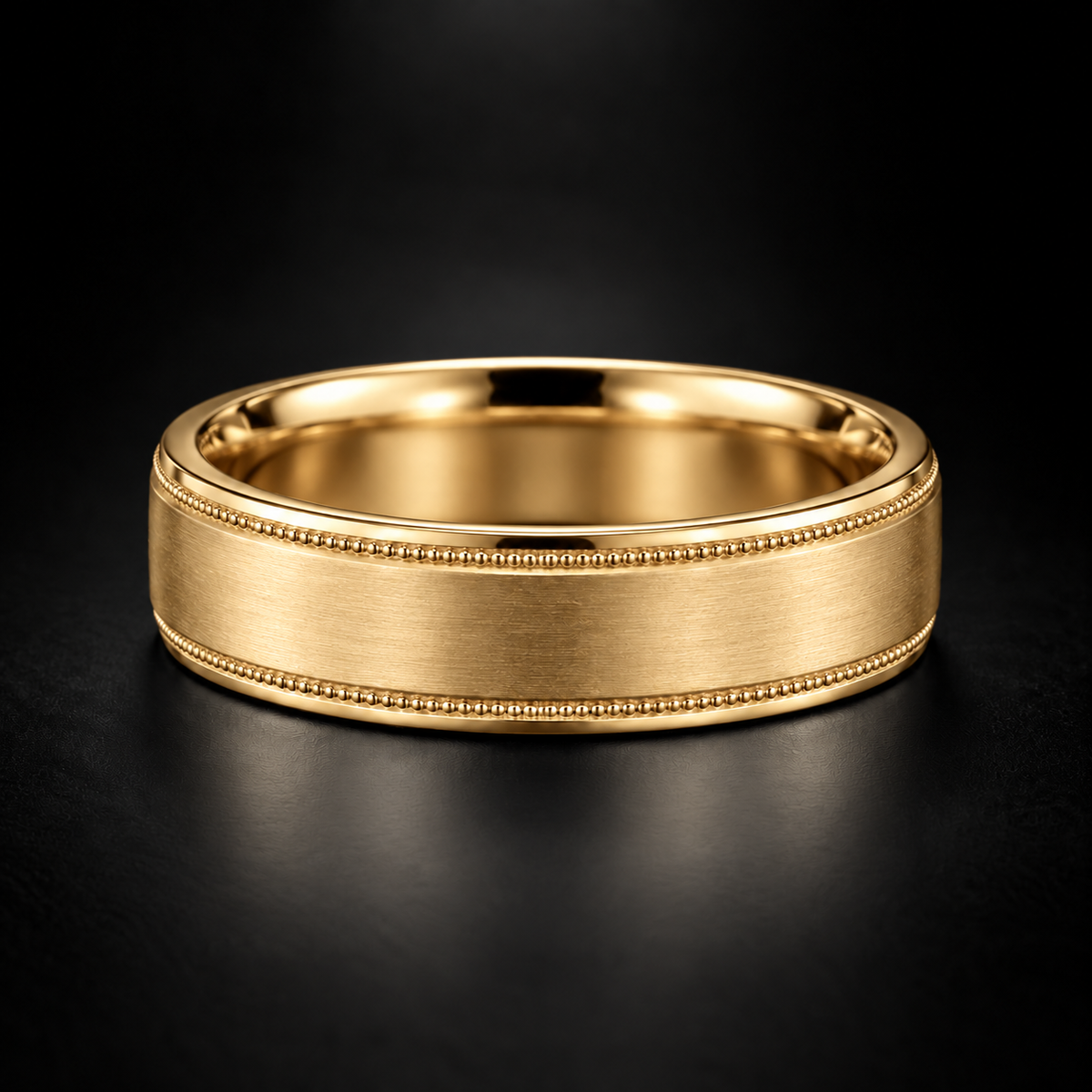 Men's Vintage-Inspired Milgrain Wedding Band in 18kt Yellow Gold
