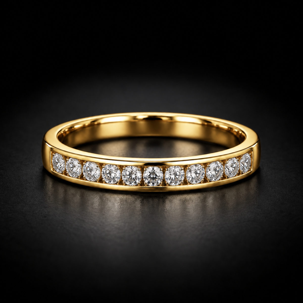 Women's Channel-Set Diamond Wedding Band in 18kt Yellow Gold