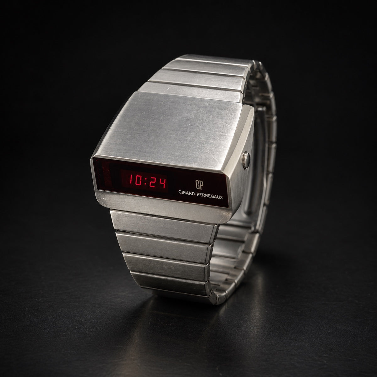 Vintage Girard-Perregaux Casquette digital watch